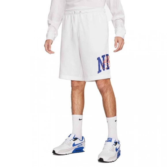 ⚠️LAST CHANCE⚠️ Nike Club Men's French Terry Shorts - Picture 1 of 8